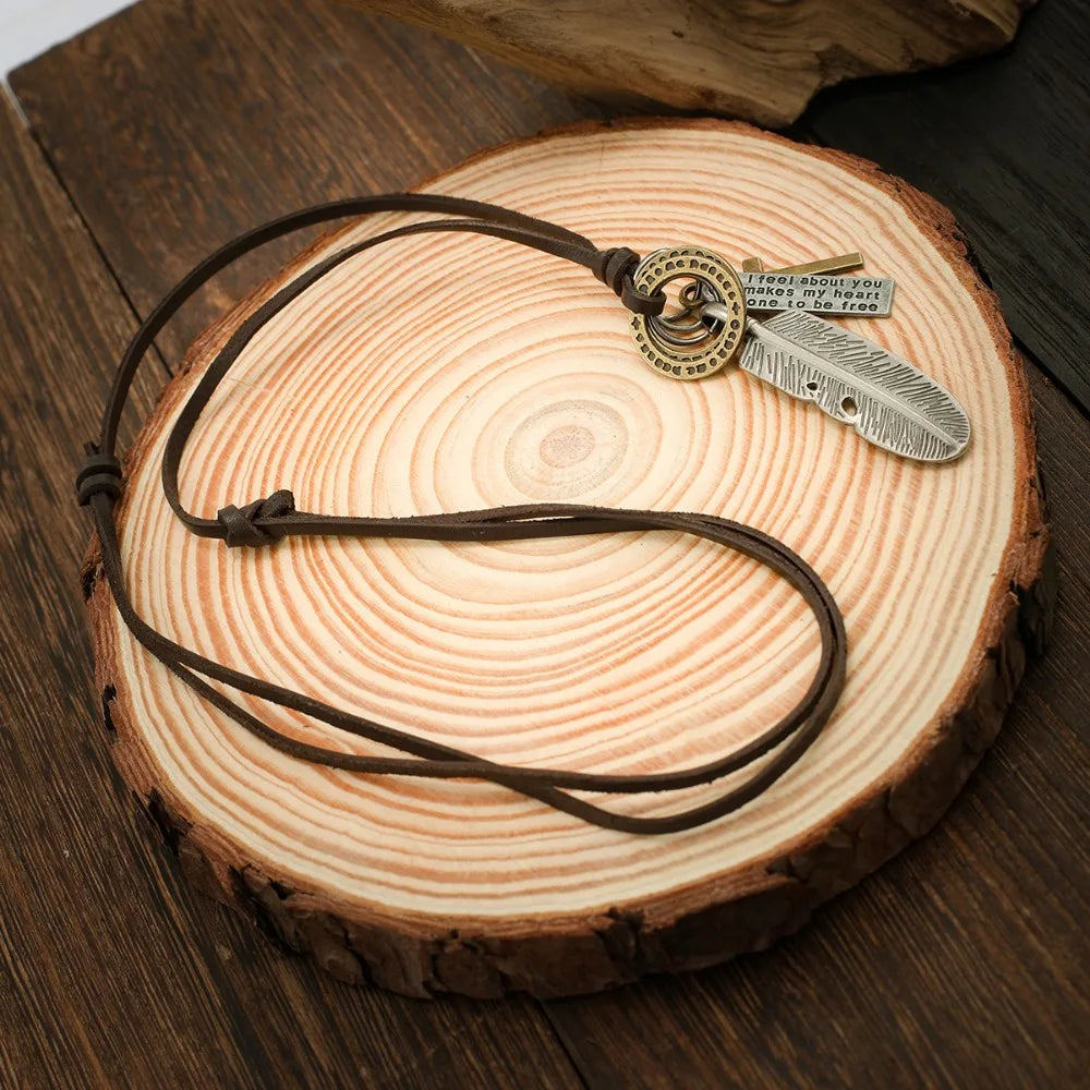 Feather Angel Wings Necklace & Pendants Vintage Y2K Brown Leather Neckless for Wome Men Jewelry Boys Necklace Statement Necklace